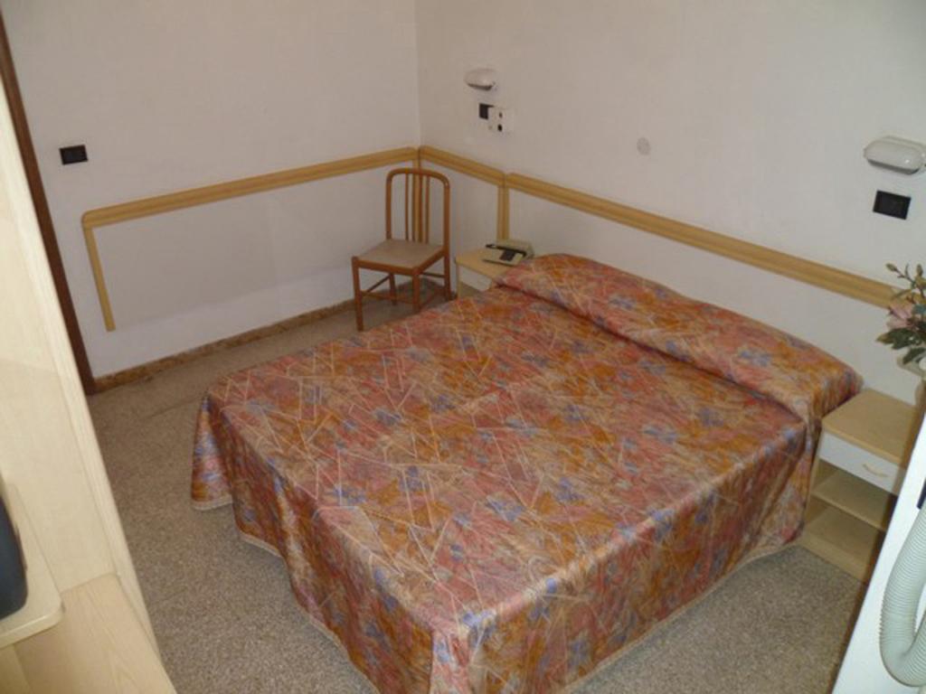 Hotel Glenn Rimini Luaran gambar