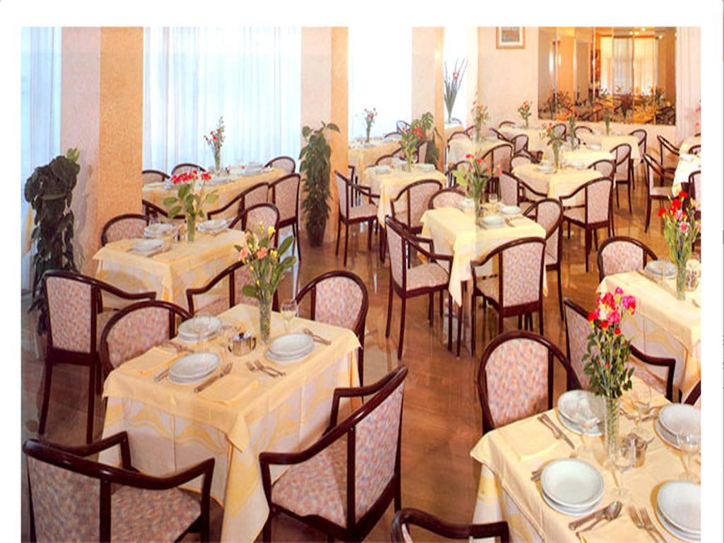 Hotel Glenn Rimini Luaran gambar